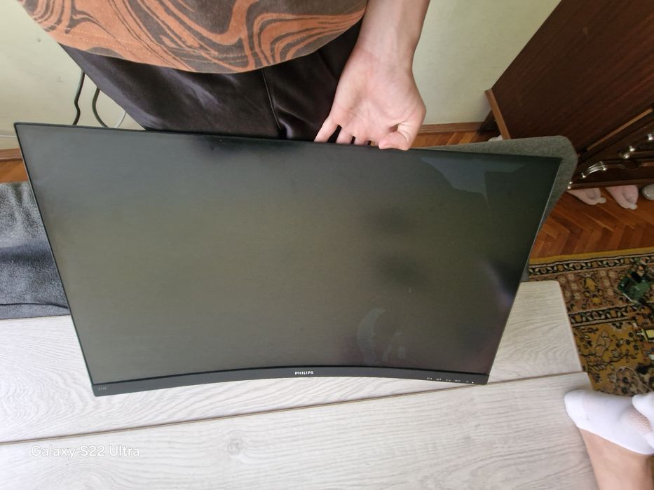 монітор ID:272E1CA/00 опис !