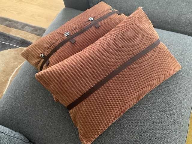 Almofadas de penas (par).