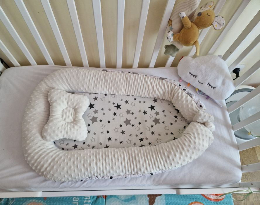 Кокон для новонародженого двосторінній та ортопедична подушка