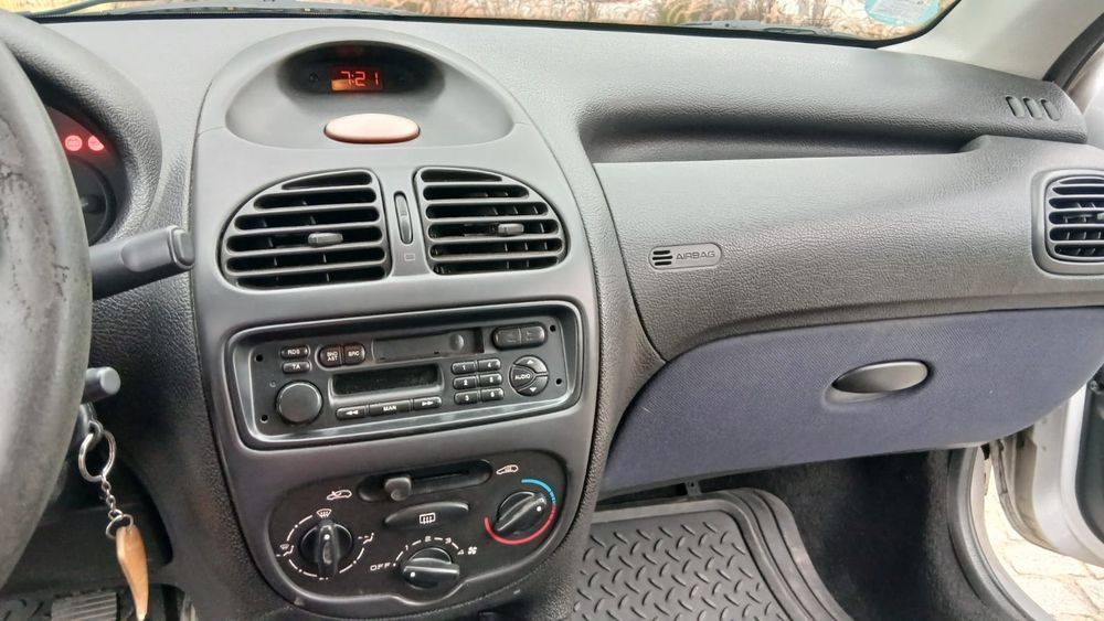 Peugeut 206 1.1 2001