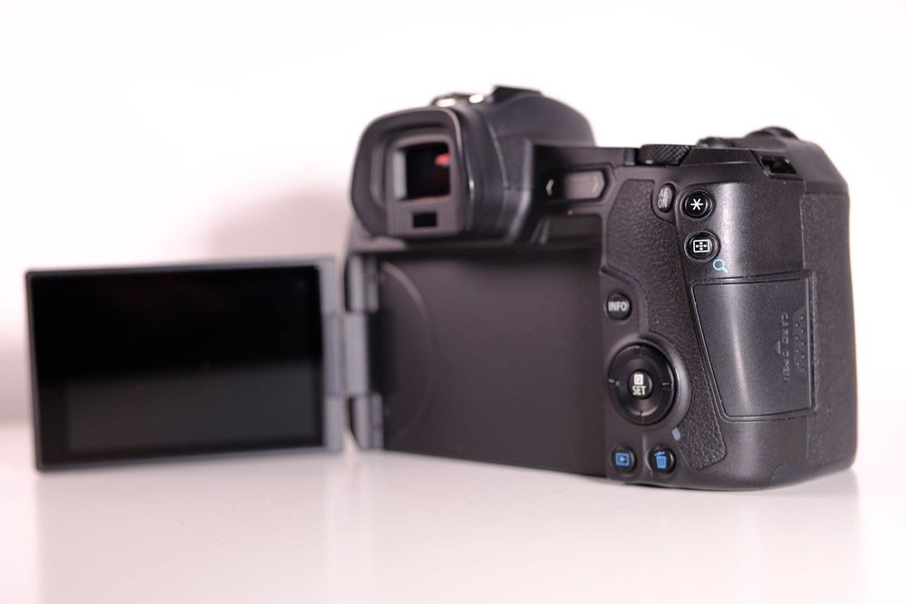 Canon R Body + гарантія  / без передоплат