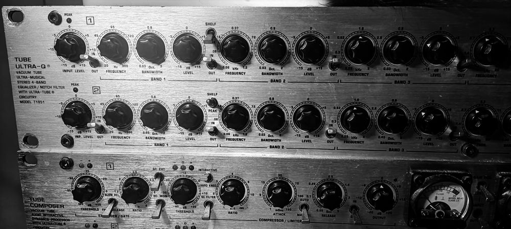 Behringer T1951 Ultra Q еквалайзер