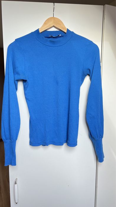 Bluzka niebieska używana 38