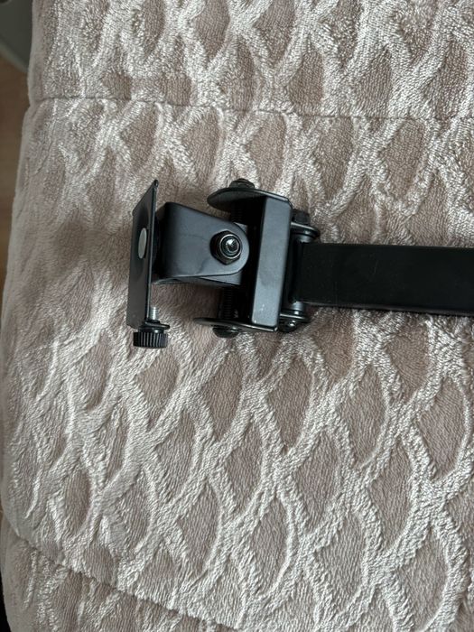 2 monitores + 2 suportes