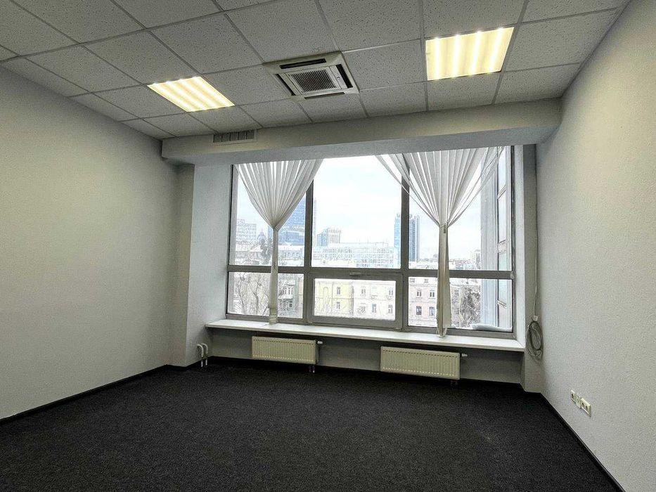 Приміщення для логістичної компанії. 289м². ЦЕНТР. 5ий поверх. Є ліфт. Паркомісця - View 2