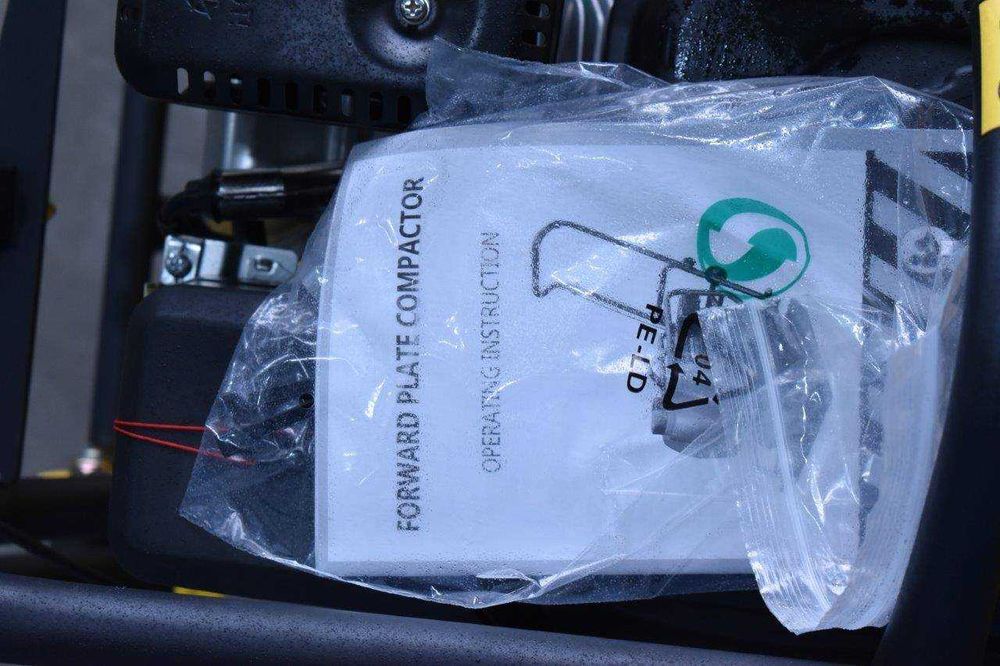 Placa compactadora Wepromach PC100D Gasolina Nova