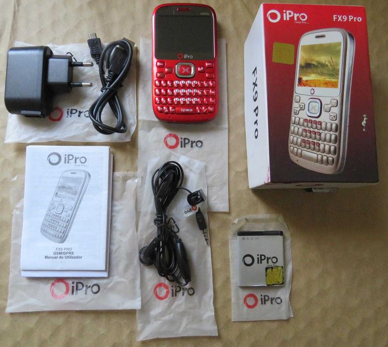 Ipro FX9 PRO Mobile Phone with 4 Active SIM Cards Simultaneously and 3 Batteries64585103830657122