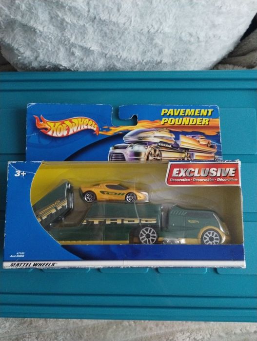 Hot Wheels Team Transport Pavement Pounders Lotus M250 Concept