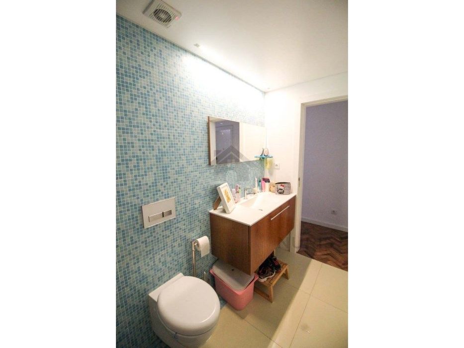 Espaçoso T4 Renovado no Centro de Portimão - 185 m²