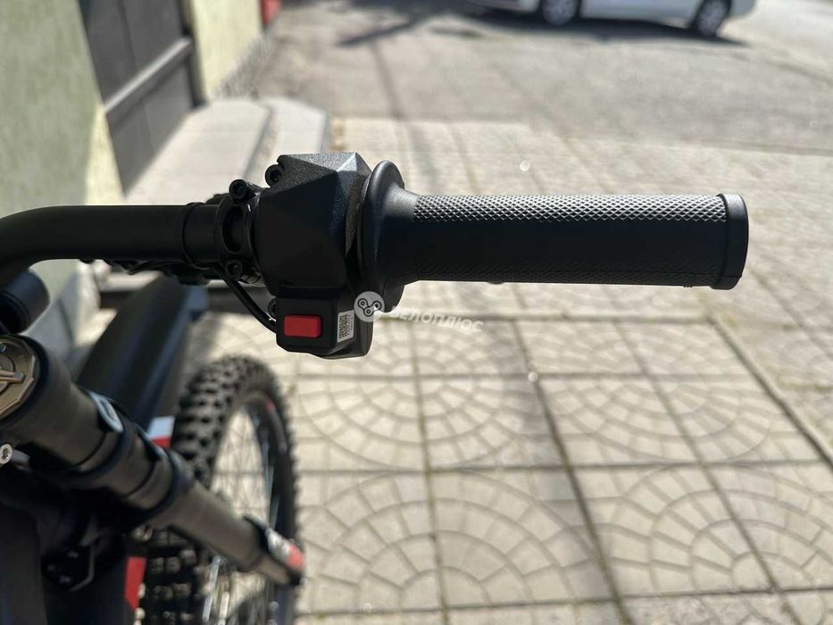 Електромотоцикл ReRode R1 72V 35Ah 2500W