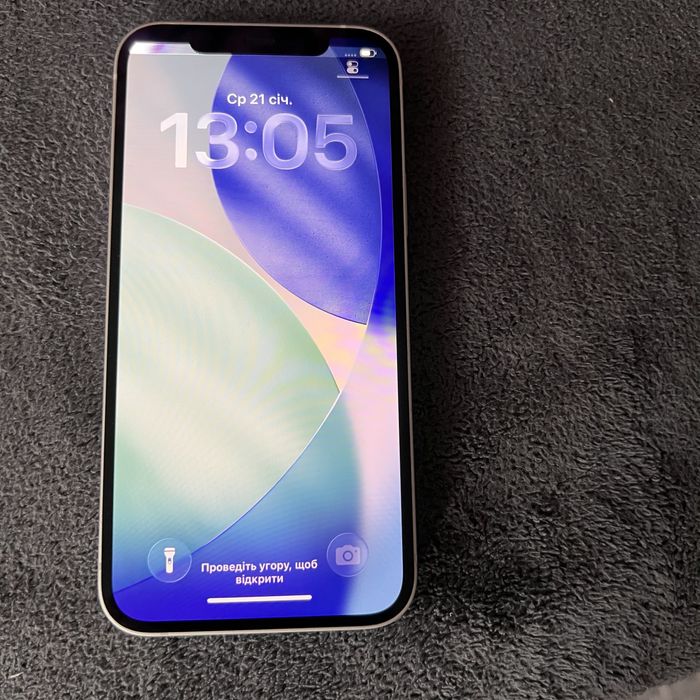 Продам  iPhone 12 в гарному стані
