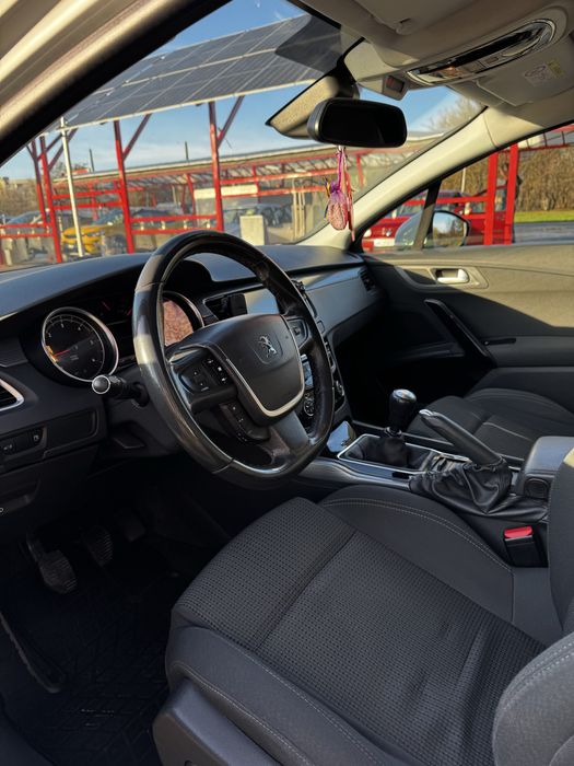 Продаємо своє авто Peugeot 508 blueHd 2015 1,6 дизель