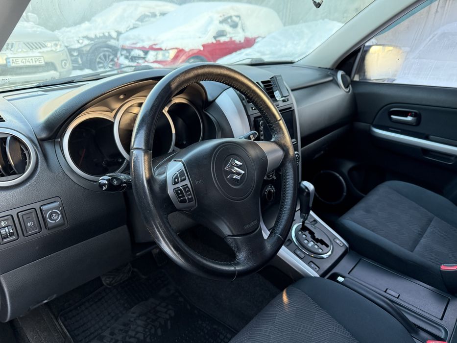 Suzuki Grand Vitara автомат газ