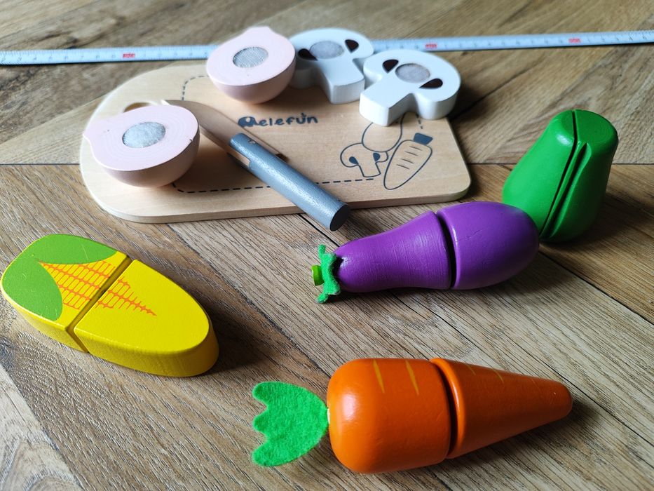 Warzywa do krojenia na rzepy drewniane