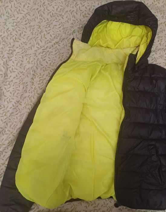 Б/у куртка в отличном состоянии