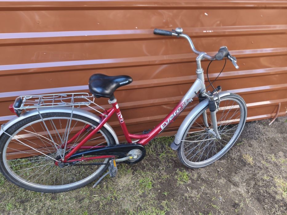 Damka 28' z przerzutkami w piaście