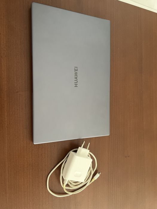 Huawei matebook D14 2020