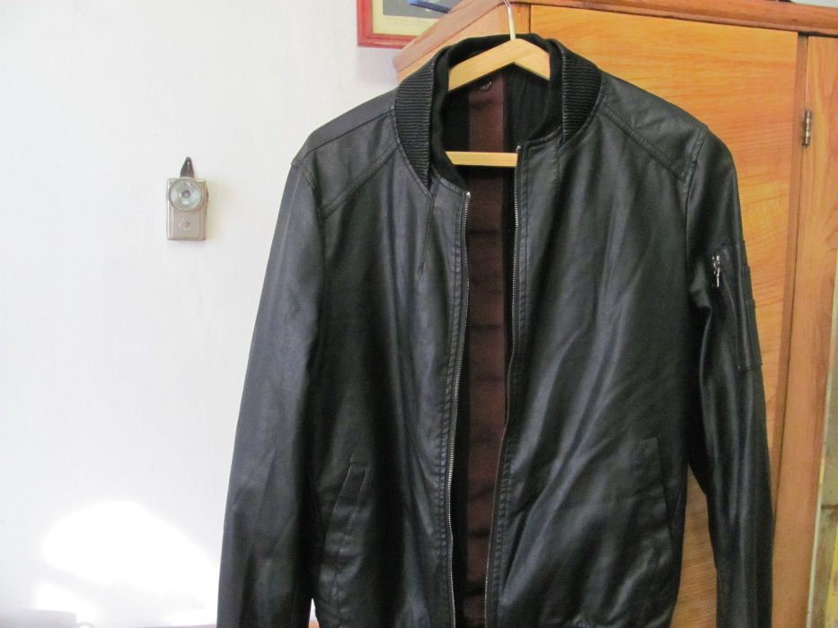 куртка новая экокожа разм. 48-50