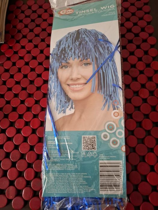 Peruka balowa niebieska