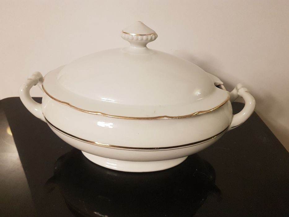 Vintage PRL Ćmielow , waza porcelana