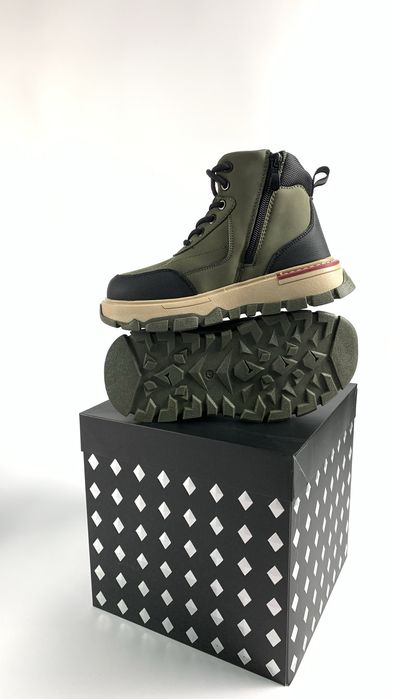 Зимові черевики Parliament,хлопчика,дівчинка,хакі,чорні,на хутрі,32-37