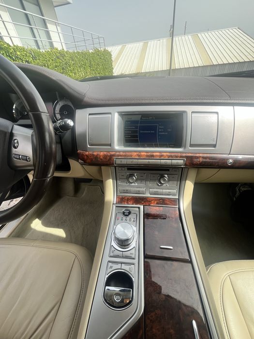 Jaguar XF 3.0 v6
