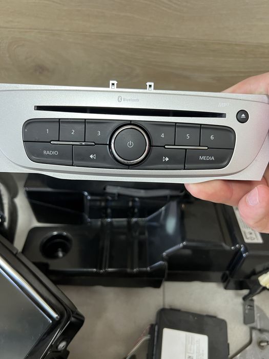 Акустика R-Link Megane Scenic Vivaro Trafik Zoe