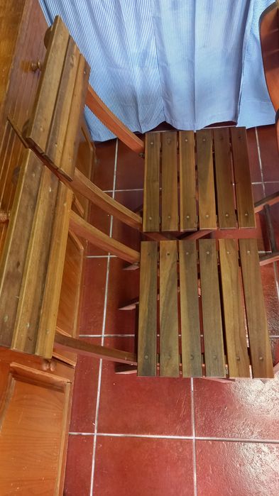 Conjunto de 4 Cadeiras Dobráveis em Madeira de Alta Qualidade – ScanCom