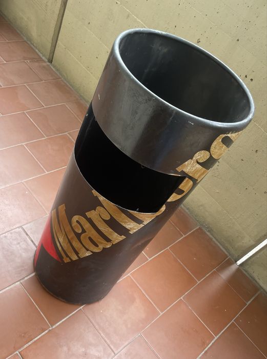 Caixote Marlboro vintage