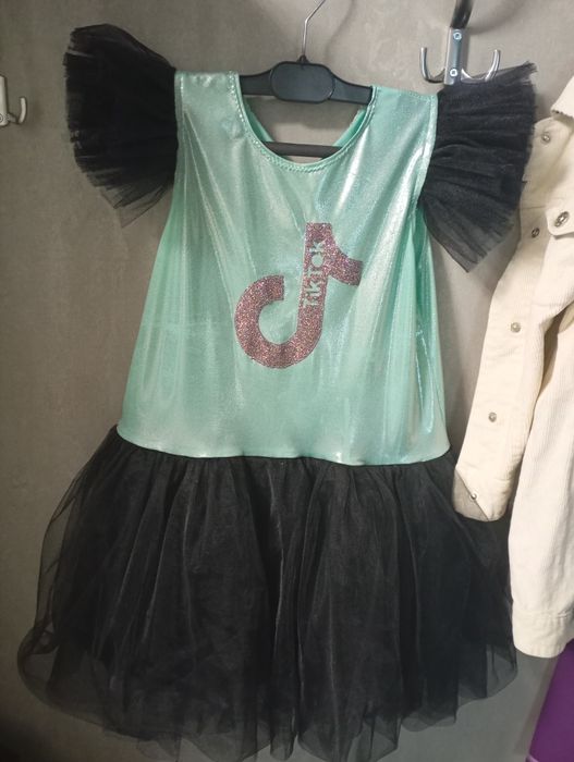 Сукня святкова в стилі TikTok