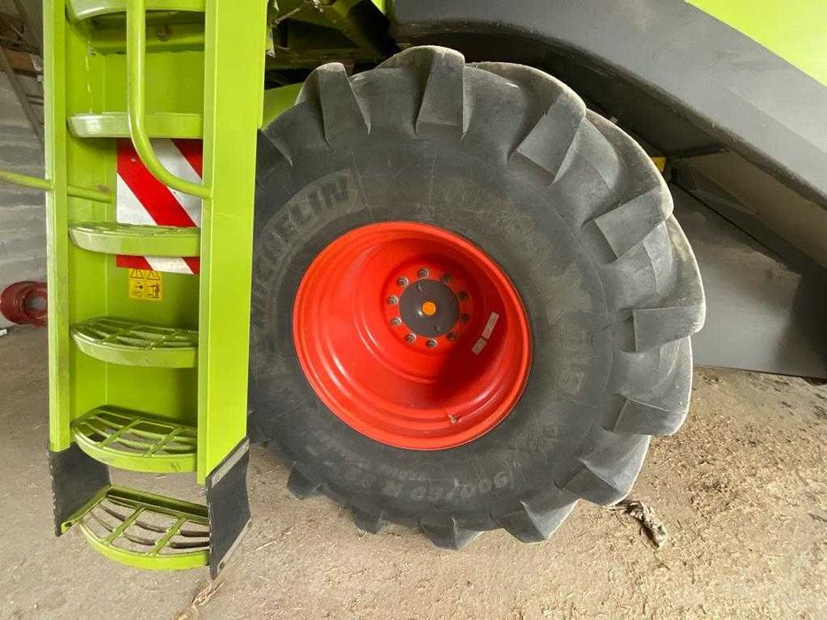 Комбайн свіжий claas lexion 570