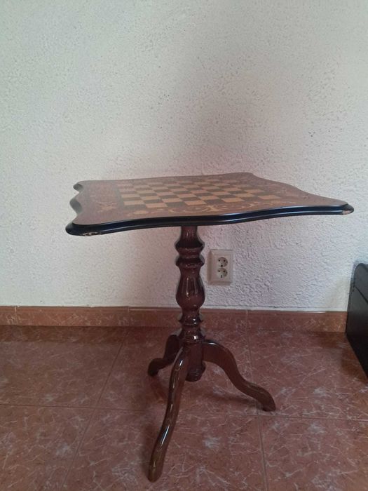 Mesa pequena de jogo