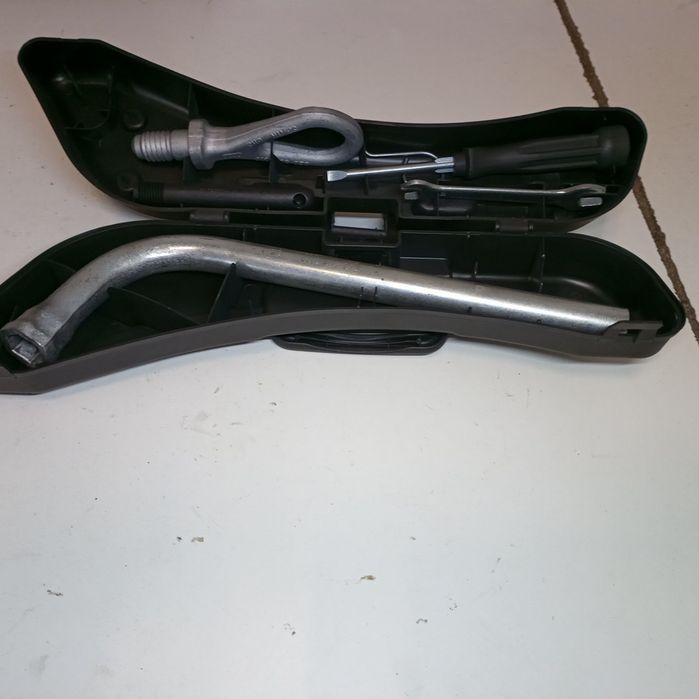 Kit de troca de pneu - AUDI A4 (8E2, B6) | 00 - 05