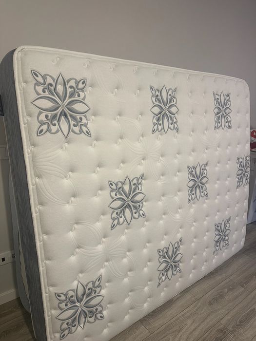 Vendo Colchão Molaflex Quase Novo – Grande Oportunidade