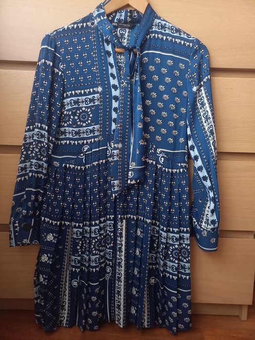 Vestido curto Zara. Tamanho XS.