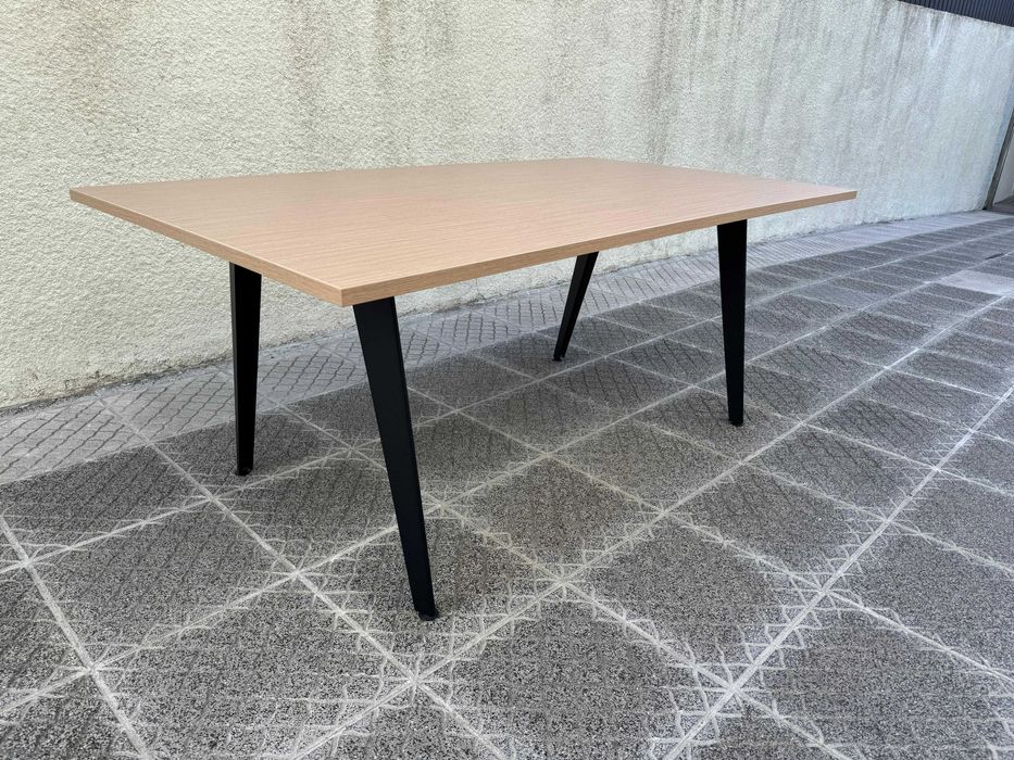 Mesa Reunião 1800x1000x750 PT ML Carvalho