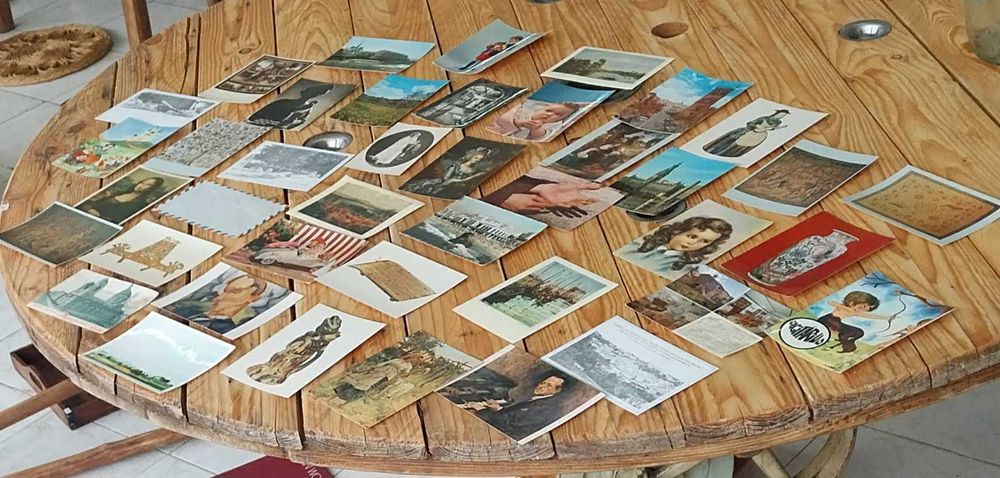 Cerca de 40 Postais Vintage / Antigos (Circulados, outros não) Selados