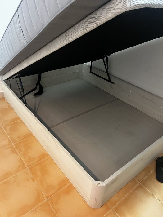 Sommier 140x190 + Colchão Molas Ensacadas