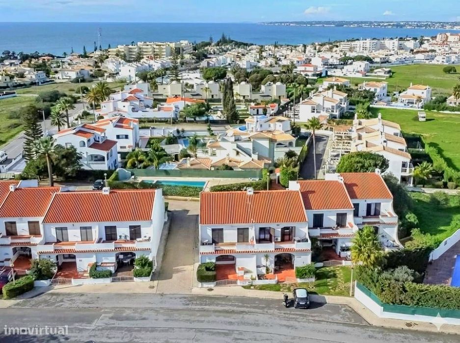 Moradia em banda na Galé