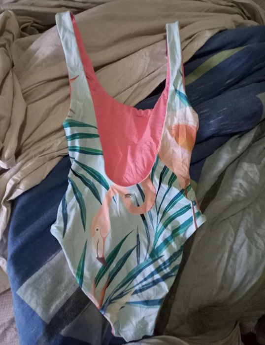 Fato de banho com flamingos