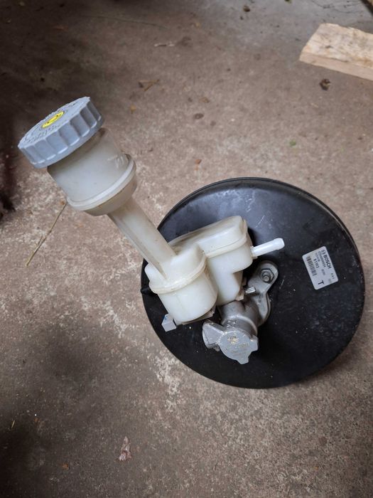 Serwo hamulca suzuki sx4 scross z pompą hamulcową