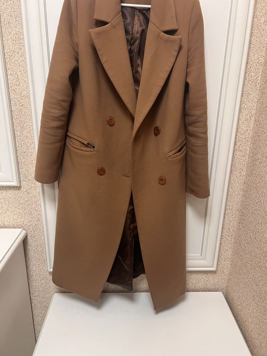 Пальто весна/осінь в дуже гарному стані, одягалося кілька разів