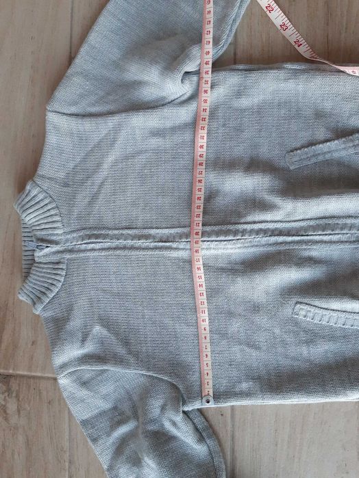 Sweter nowy dziecięcy 140