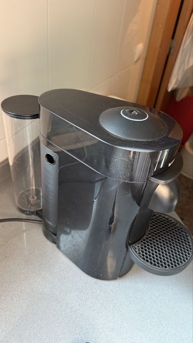 Maquina de café Nespresso Delonghi Vertuo