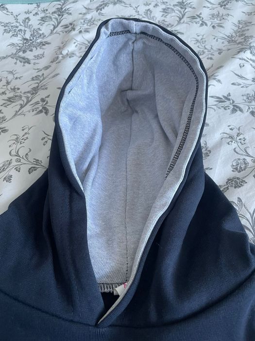 Vestido desportivo com carapuço