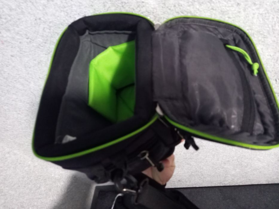 Сумка Case Logic Kontrast S Shoulder Bag DILC KDM-101 Black  до фотокамери