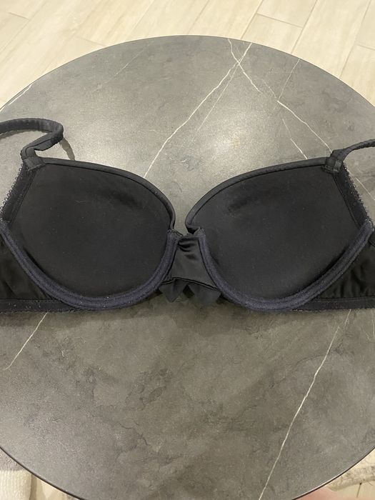 Продам бюст . Италия. Empotium Armani