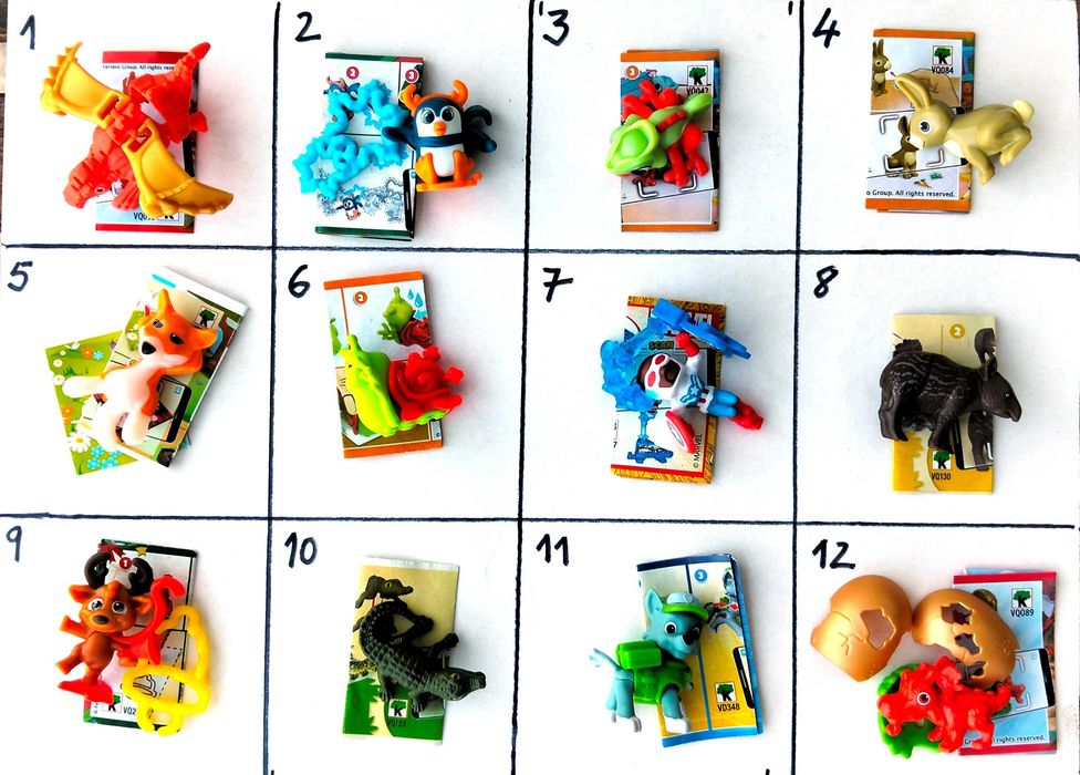 Lote de Bonecos Kinder