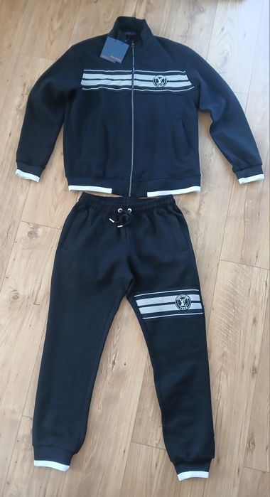 Dres męski Louis Vuitton L-XL