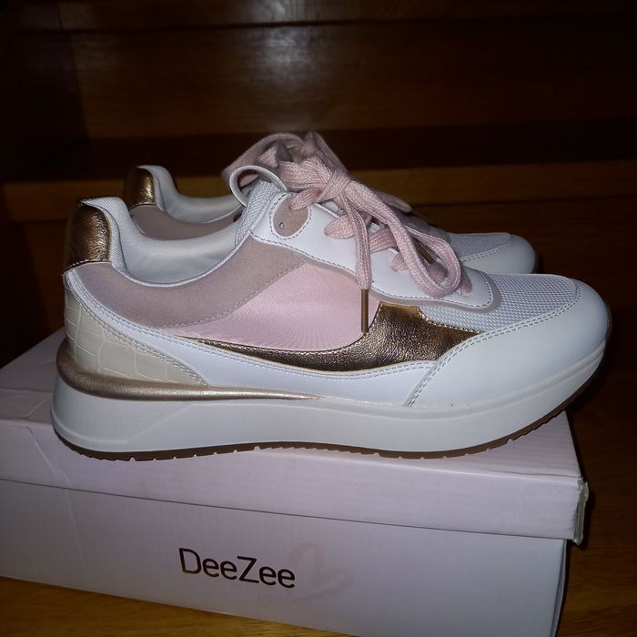 Sneakersy DeeZee rozm. 39 nowe